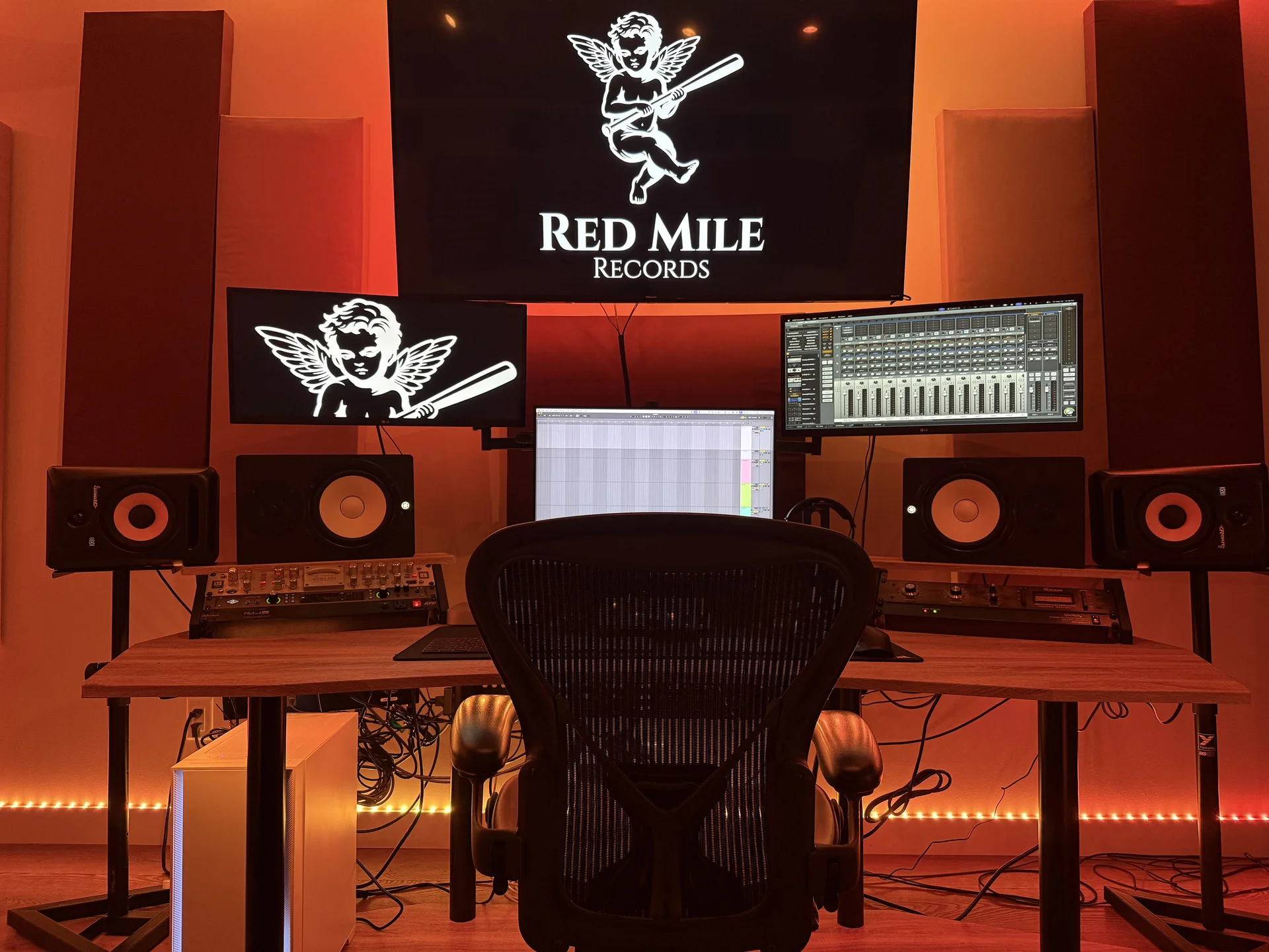 Red Mile Records professional recording studio in Calgary Alberta